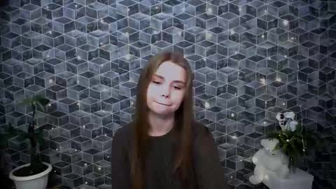 Mari online show from 12/03/25, 06:21