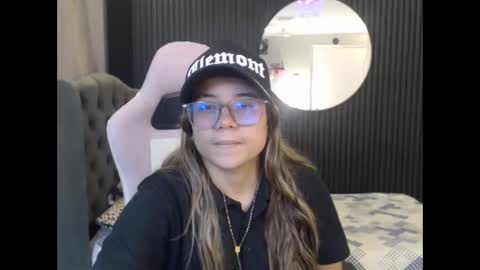 NIKO online show from 06/04/26, 05:02