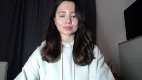Snapshot of dream_nicole02 chatting on 01/11/26, 02:44 Nicole online show from 01/11/26, 02:44