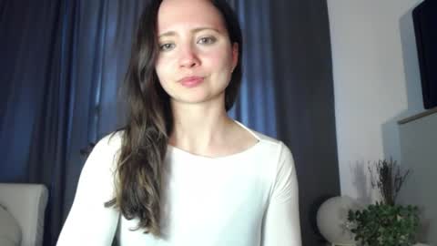 Snapshot of dream_nicole02 chatting on 03/26/26, 02:55 Nicole online show from 03/26/26, 02:55
