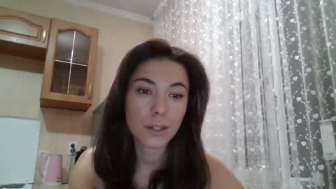 dream_petal_ online show from 04/04/26, 02:58