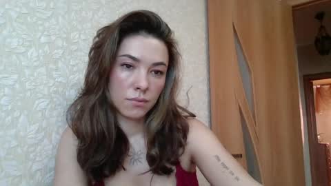 dream_petal_ online show from 04/08/26, 11:32