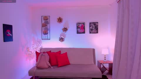 Saray online show from 07/16/26, 11:00