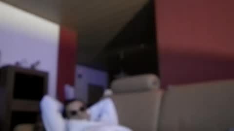 Snapshot of dreambob chatting on 10/11/25, 11:25 Dreambob online show from 10/11/25, 11:25