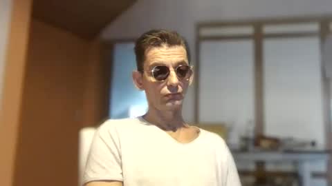 Snapshot of dreambob chatting on 11/09/25, 10:13 Dreambob online show from 11/09/25, 10:13