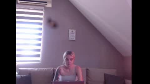 A girl online show from 07/17/26, 07:26