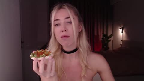 Liza online show from 12/24/24, 08:11