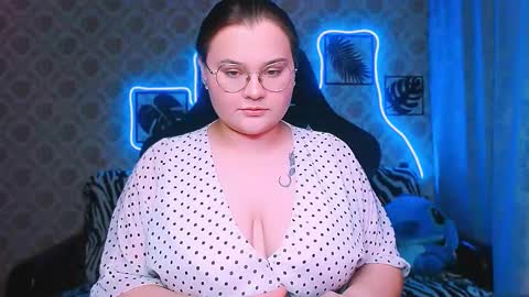 Snapshot of dreamforyoue2 chatting on 11/05/25, 08:20 dreamforyoue2 online show from 11/05/25, 08:20