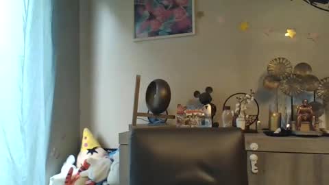 dreamguy38 online show from 10/07/25, 08:22