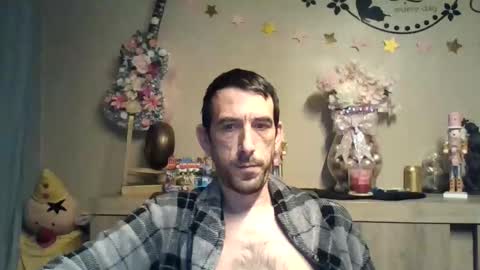 dreamguy38 online show from 11/12/25, 05:08