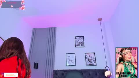 Snapshot of dreamleah_ chatting on 12/14/25, 05:46 dreamleah_ online show from 12/14/25, 05:46