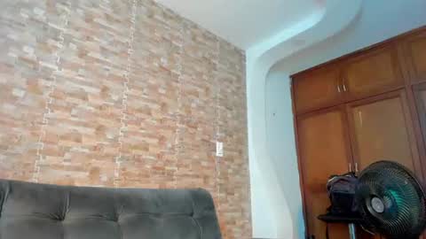 dreams_chloe online show from 07/04/26, 05:46