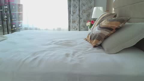 Snapshot of dreamsweetgirl chatting on 03/04/25, 01:49 Celine online show from 03/04/25, 01:49