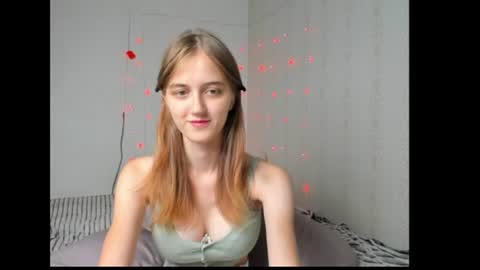 dreamy_pollyyy online show from 07/02/26, 07:31