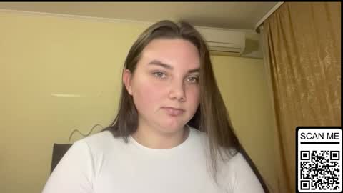 Mila online show from 11/25/25, 03:34