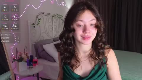 Snapshot of dreamymilka chatting on 12/04/25, 01:26 dreamymilka online show from 12/04/25, 01:26