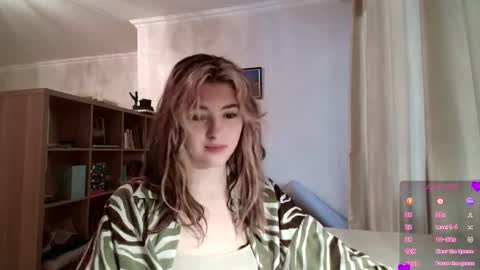 Snapshot of dremazwahlen chatting on 03/04/26, 01:17 Dia online show from 03/04/26, 01:17