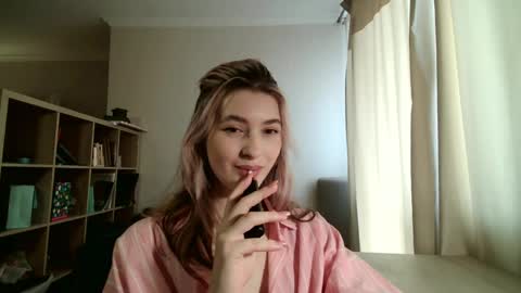 Snapshot of dremazwahlen chatting on 03/31/26, 12:16 Dia online show from 03/31/26, 12:16