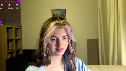 Snapshot of dremazwahlen chatting on 04/26/26, 04:59 Dia online show from 04/26/26, 04:59