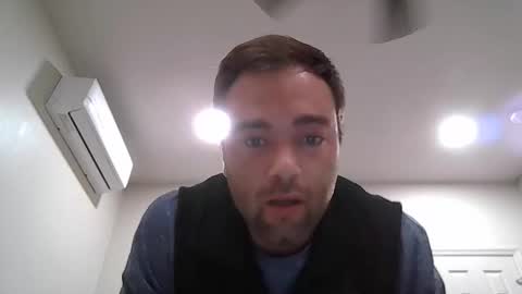 Snapshot of drexallen1 chatting on 11/14/25, 10:40 drexallen1 online show from 11/14/25, 10:40