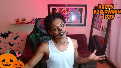 Snapshot of dreyk20 chatting on 10/31/25, 04:08 Dreyk online show from 10/31/25, 04:08