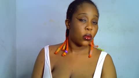 Snapshot of drip_juicypussy chatting on 10/24/25, 08:55 Ayana online show from 10/24/25, 08:55