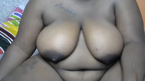 Snapshot of dripdens chatting on 06/01/26, 10:06 dripdens online show from 06/01/26, 10:06