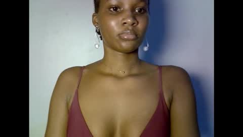 Snapshot of drippingpussy__ chatting on 10/24/25, 07:32 drippingpussy__ online show from 10/24/25, 07:32