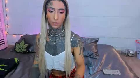 drippyorlove online show from 05/21/26, 04:47