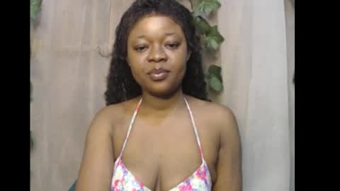 Snapshot of dripqueenx chatting on 01/14/26, 12:55 linda online show from 01/14/26, 12:55