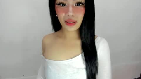 miss. Erika online show from 09/21/25, 08:49