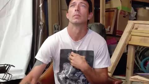 Inexperienced catfish online show from 05/25/26, 12:55