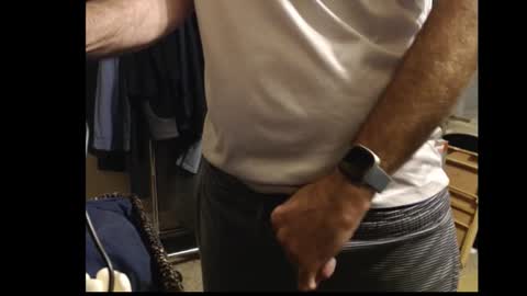 Snapshot of drmbigg chatting on 11/01/25, 09:00 Hello Hope you enjoy what you see. I love attention in dirty talk and tips thickcock edging precum dirtyTalk C2C online show from 11/01/25, 09:00