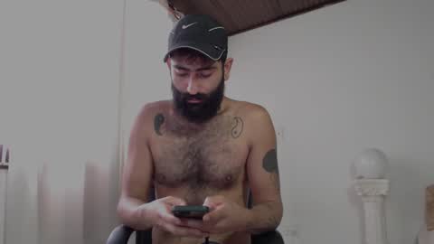 Snapshot of drogama chatting on 02/20/25, 12:36 Drogama online show from 02/20/25, 12:36