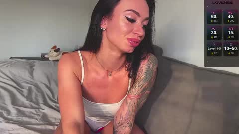 Snapshot of drunk_bosss chatting on 01/22/25, 05:48 Bella online show from 01/22/25, 05:48