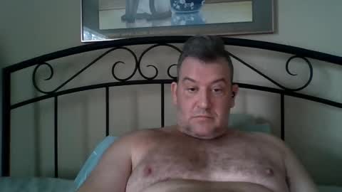 Snapshot of drxxx2112 chatting on 12/21/25, 10:06 drxxx2112 online show from 12/21/25, 10:06