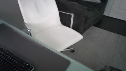 ds689655 online show from 09/21/25, 07:59