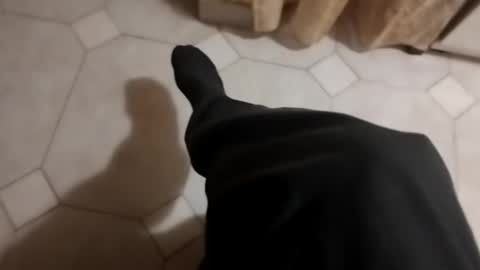 Snapshot of dthedog12 chatting on 10/17/25, 09:17 dthedog12 online show from 10/17/25, 09:17