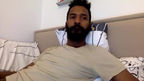 Snapshot of dudecologne chatting on 12/22/24, 02:49 DudeCologne online show from 12/22/24, 02:49