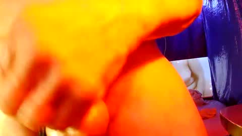 Snapshot of duh541228490531 chatting on 01/19/25, 06:09 nomadjon online show from 01/19/25, 06:09