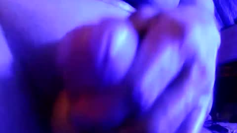 Snapshot of duh541228490531 chatting on 03/08/25, 10:54 nomadjon online show from 03/08/25, 10:54