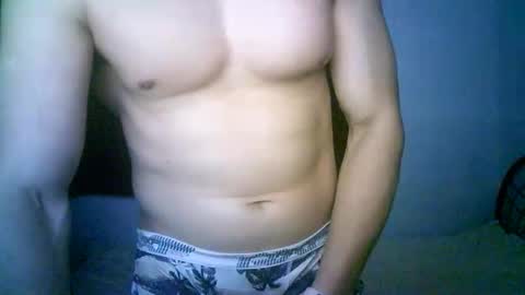 duhe1234 online show from 10/31/25, 04:35