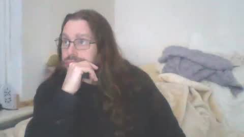 Snapshot of dukenucum73 chatting on 12/31/24, 04:25 chris online show from 12/31/24, 04:25