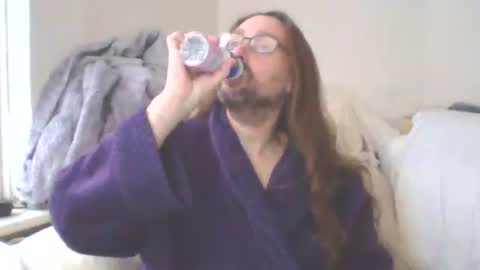 Snapshot of dukenucum73 chatting on 10/12/25, 05:12 chris online show from 10/12/25, 05:12