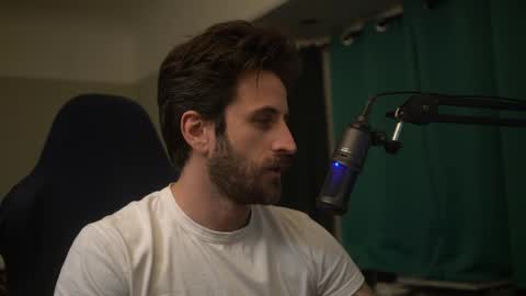 Snapshot of dukethedude chatting on 02/02/25, 02:17 Duke online show from 02/02/25, 02:17