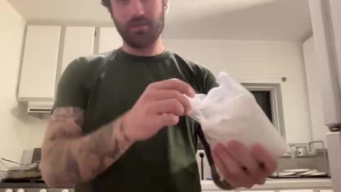 Snapshot of dukethedude chatting on 03/08/25, 02:55 Duke online show from 03/08/25, 02:55