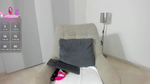 Snapshot of dulce1_ chatting on 10/15/25, 09:42 Dulce online show from 10/15/25, 09:42