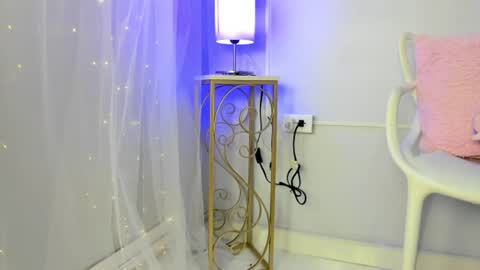 dulce__fiore07 online show from 07/06/26, 12:02