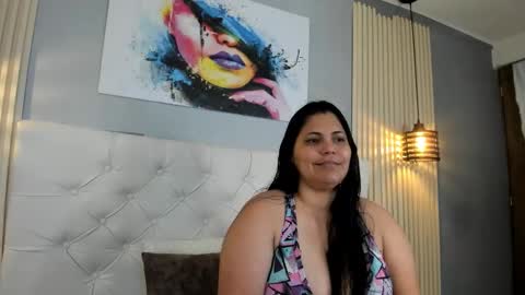 Snapshot of dulce__love69 chatting on 09/28/25, 03:23 Dulce love69 online show from 09/28/25, 03:23