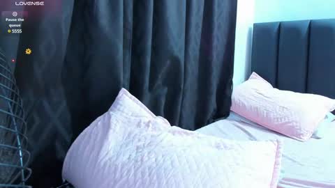 Dulce  online show from 02/15/25, 12:04